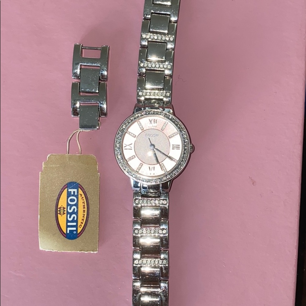 Fossil Watch. Silver and pink with Diamonds